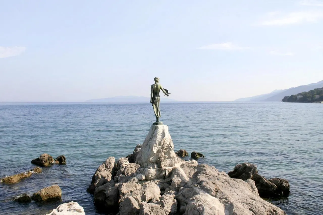 Apartments With A Parking Space Opatija - 7904 Kroatien